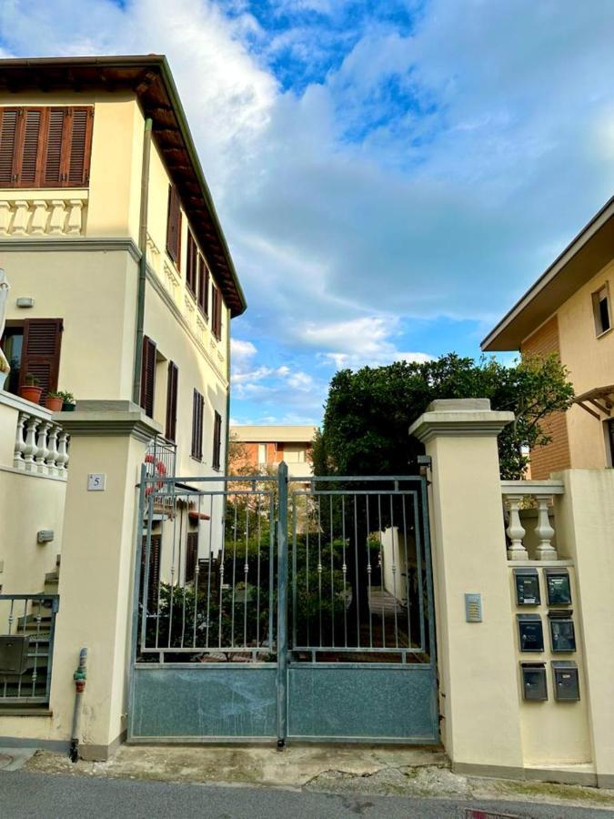 La Casa Di Filippo Lägenhet Quercianella Exteriör bild